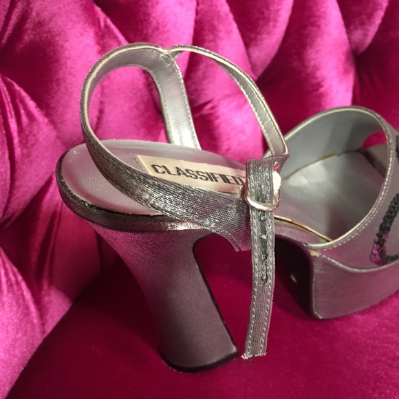 True Vintage 90’s Silver & Sequin Platform Heels - Picture 8 of 16